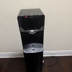 Water Dispenser