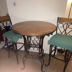 Round Table W/ 2 Chairs