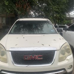 Clean GMC Acadia 