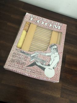Vintage Porta-Craft portable LOOM