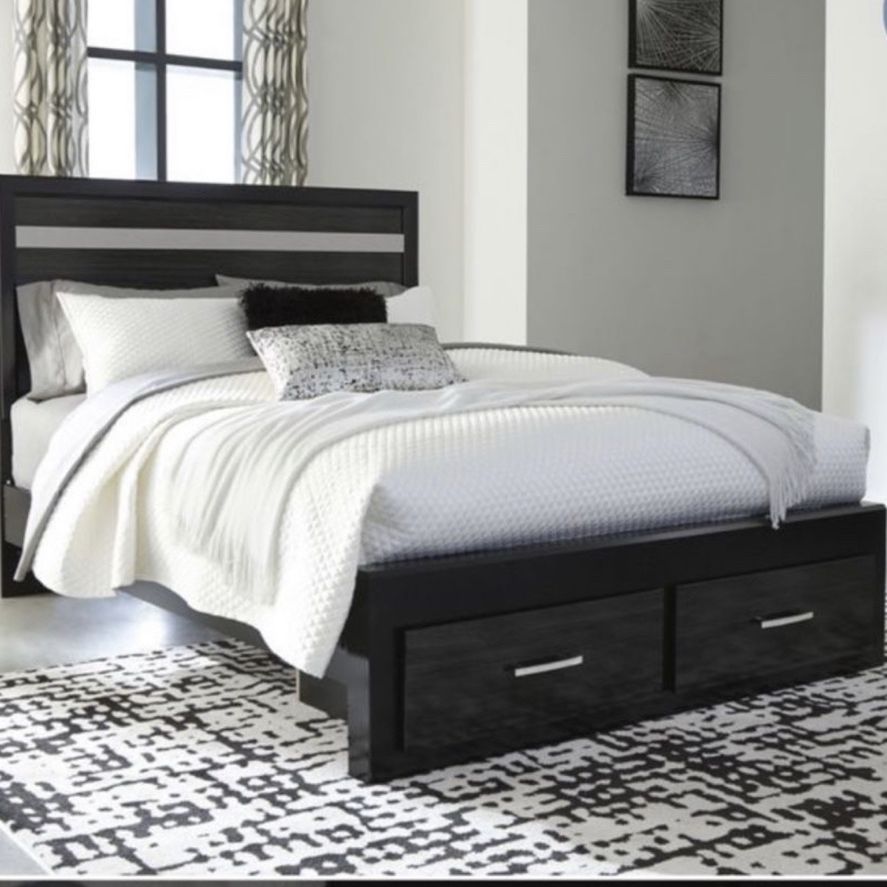 Queen Bedroom Set