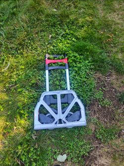Foldable dolly