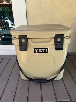 YETI Roadie 24 in Desert Tan