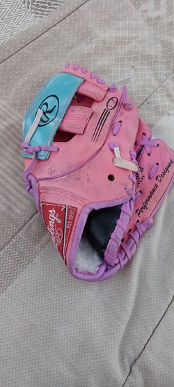 Girls Baseball Glove