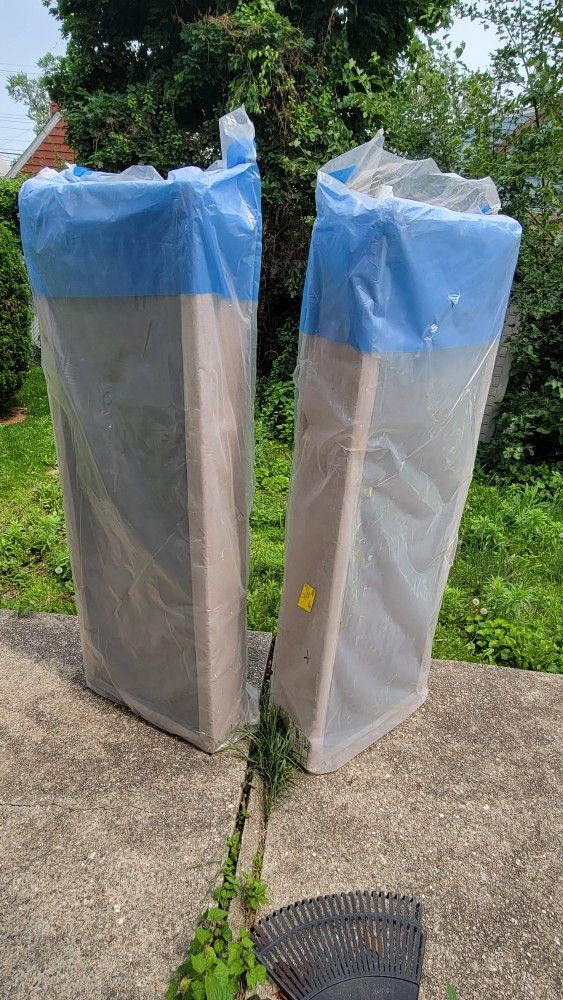 (2) Single Bed Box Springs(Also For Use On Queen Bed)
