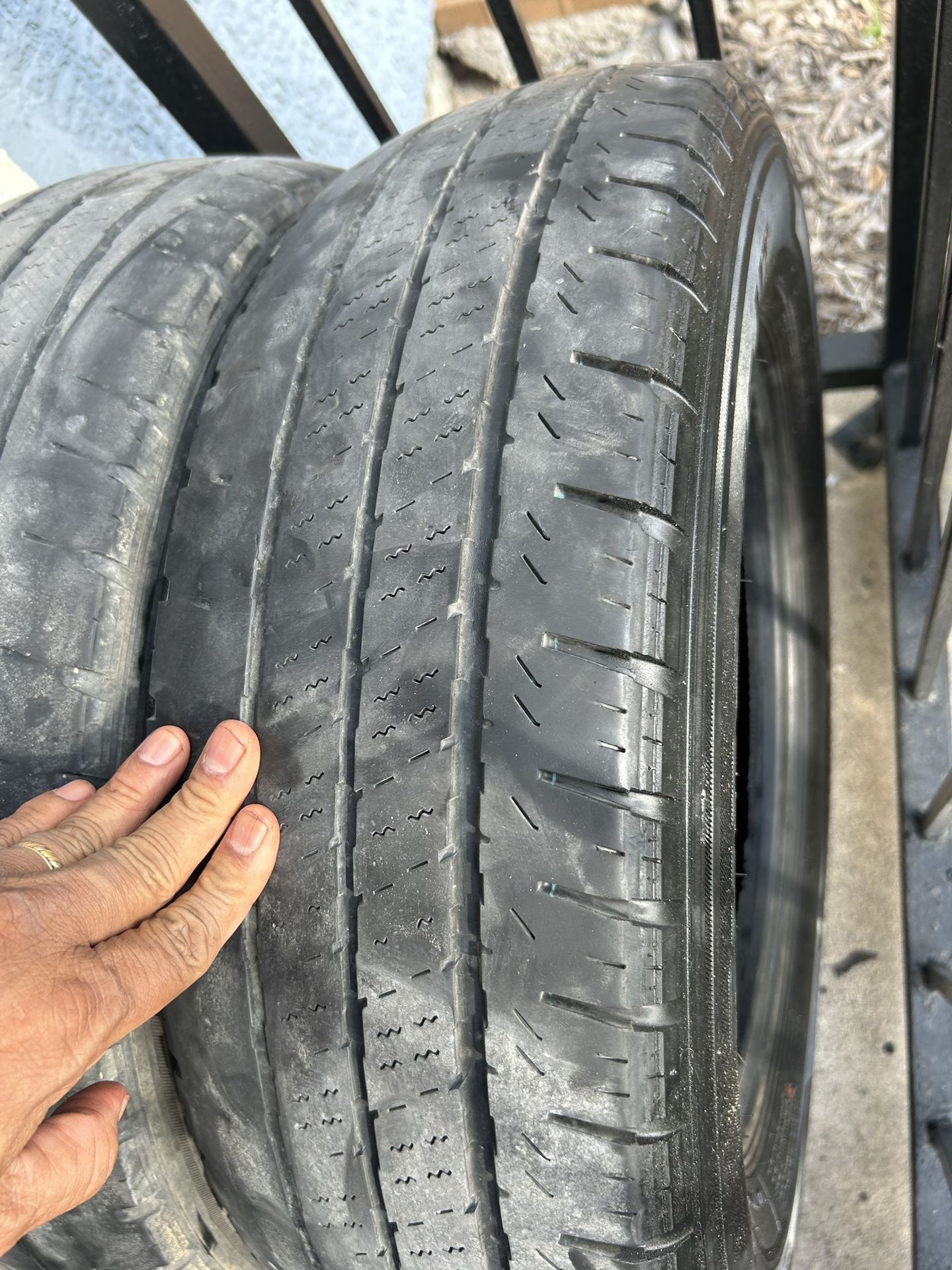 Hankook Used Tire 195 75 R 16