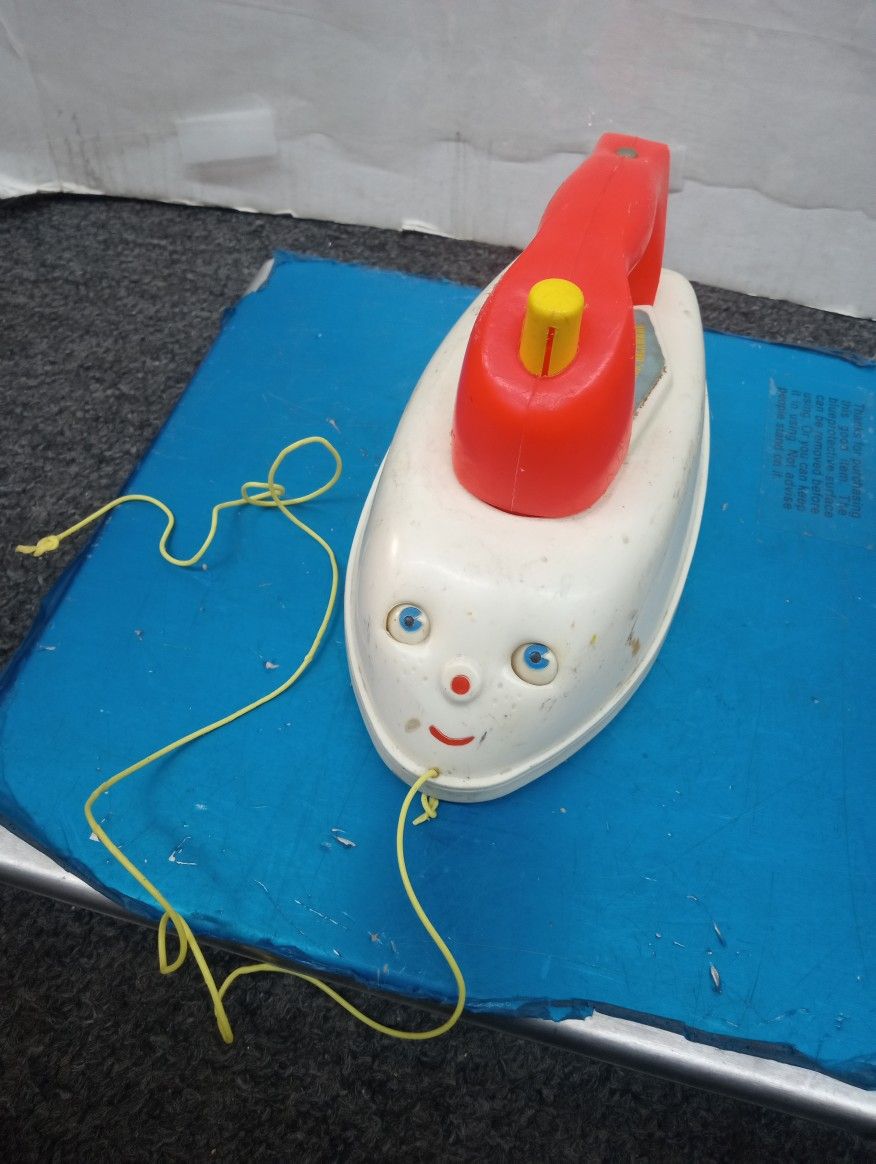 Fisher-Price Pull Along Iron Toy Eyes Move And Plays Music When Pulling Would Look Great Repainted