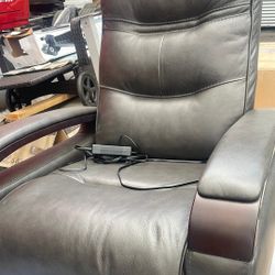 Recliner
Sofa