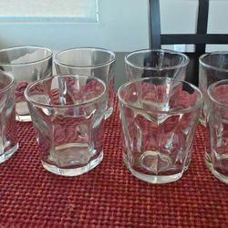 Drinking glasses (set of 8)