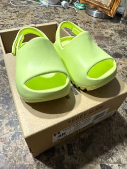 Adidas Yeezy Slide Infant Size 4K