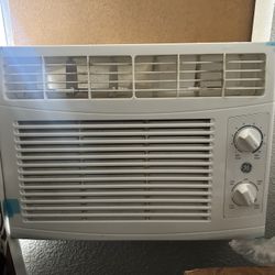 AC Window Unit