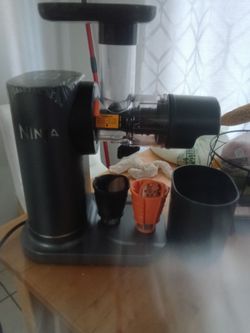 NINJA cold press juicer