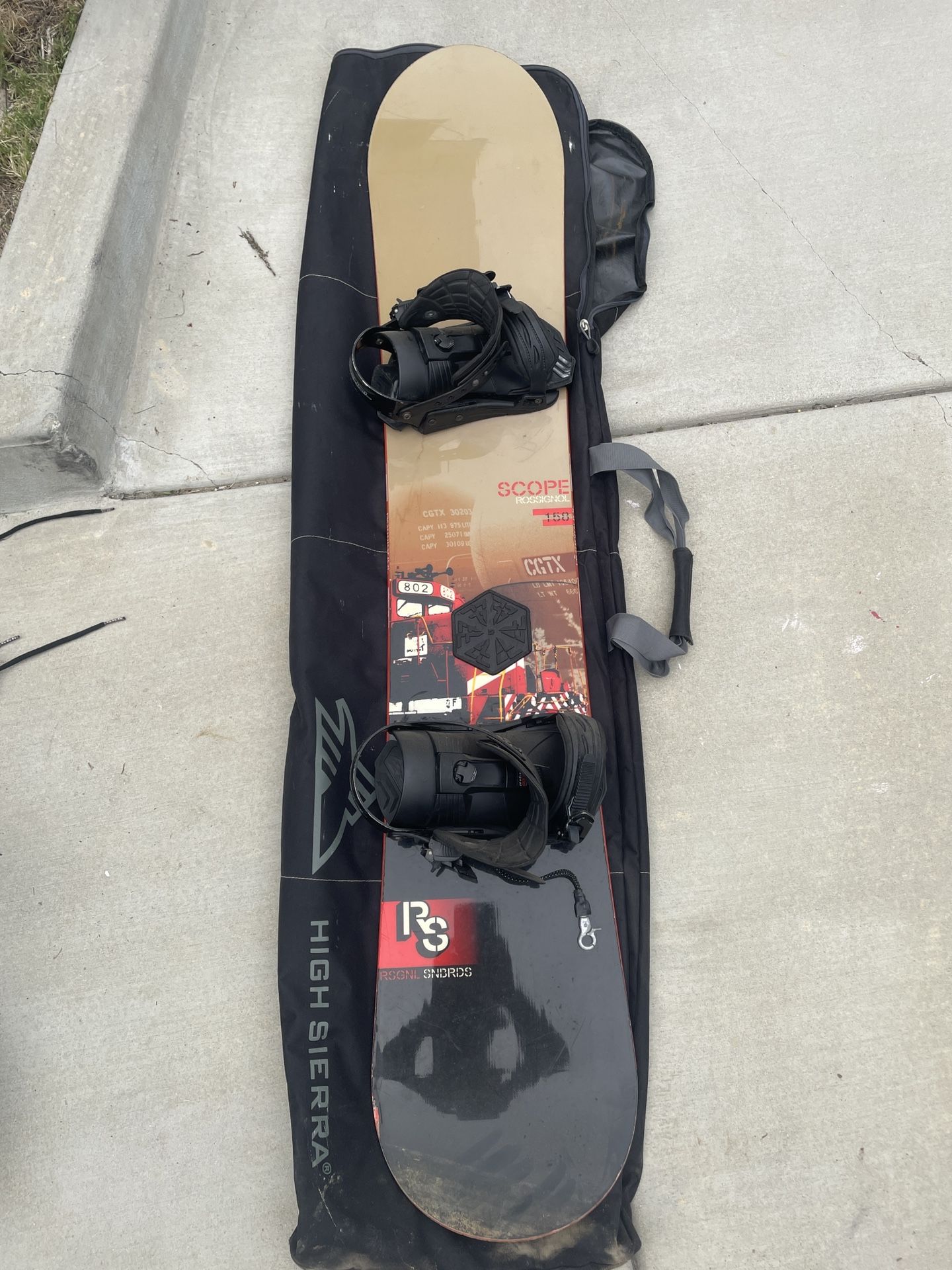 Rossignol Scope 158 Snowboard with Boots, Bindings, Wax kit and travel bag.