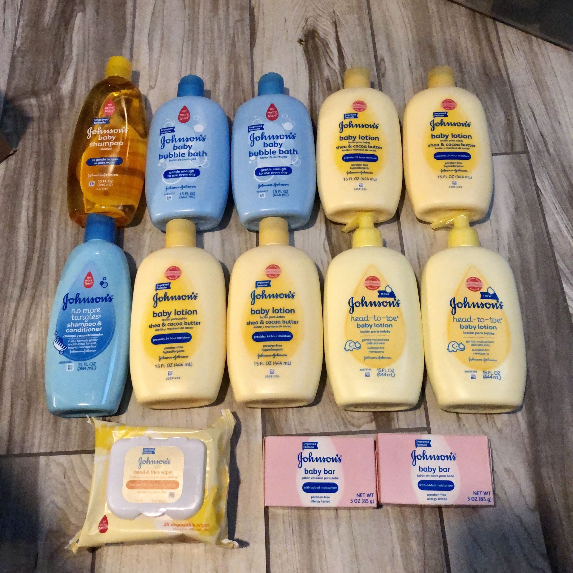 Johnson’s Baby Lot Of 13 Items