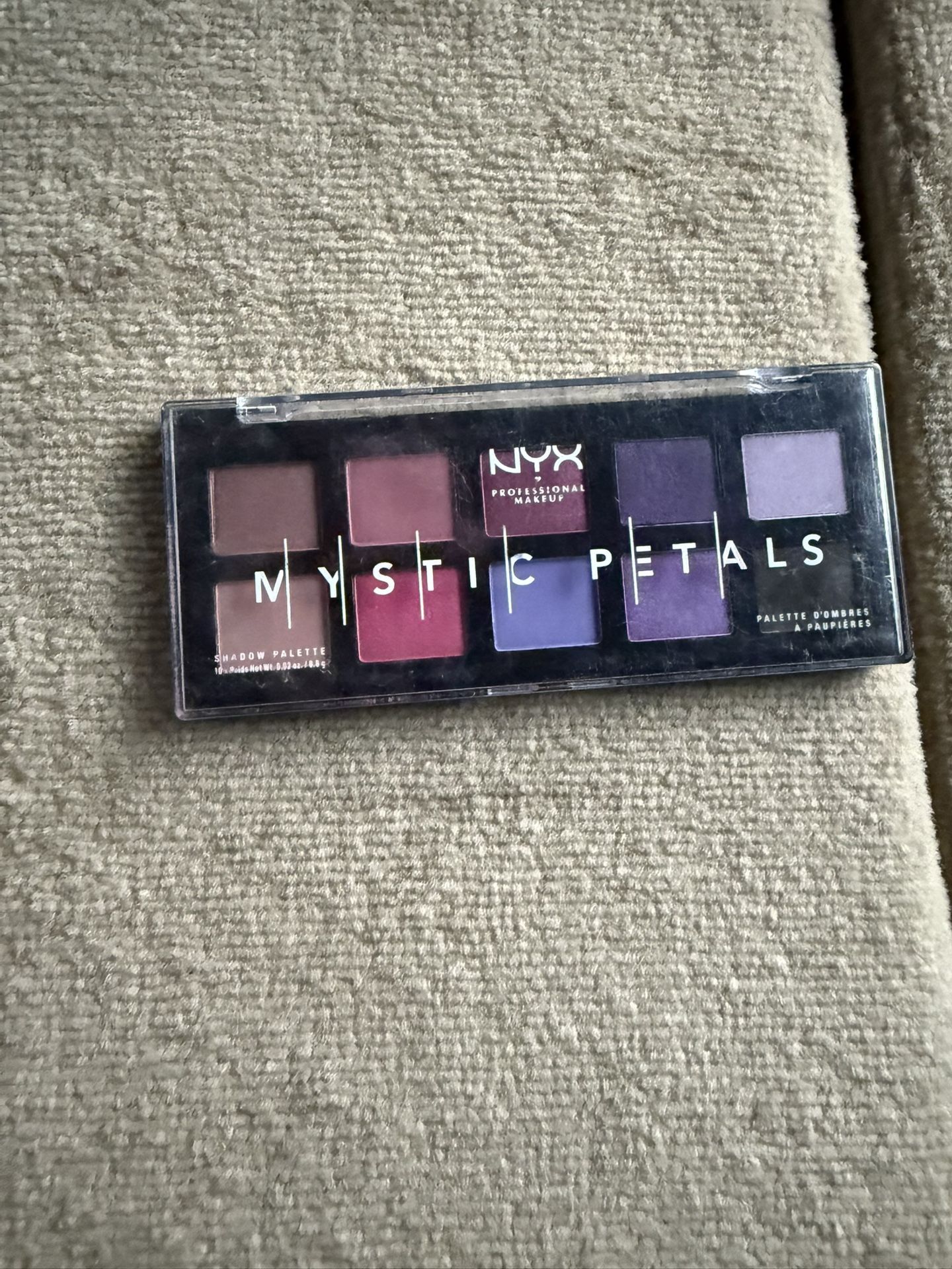 NYX Eyeshadow Palette 
