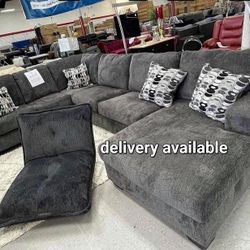 / Brand New/ Ashley/ Oversized Sectionall/Delivery Available/DISCOUNT👈/Home Decor/Financing/ Household 