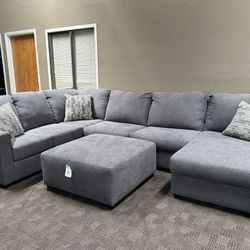 Big Grey Sectional Couch 