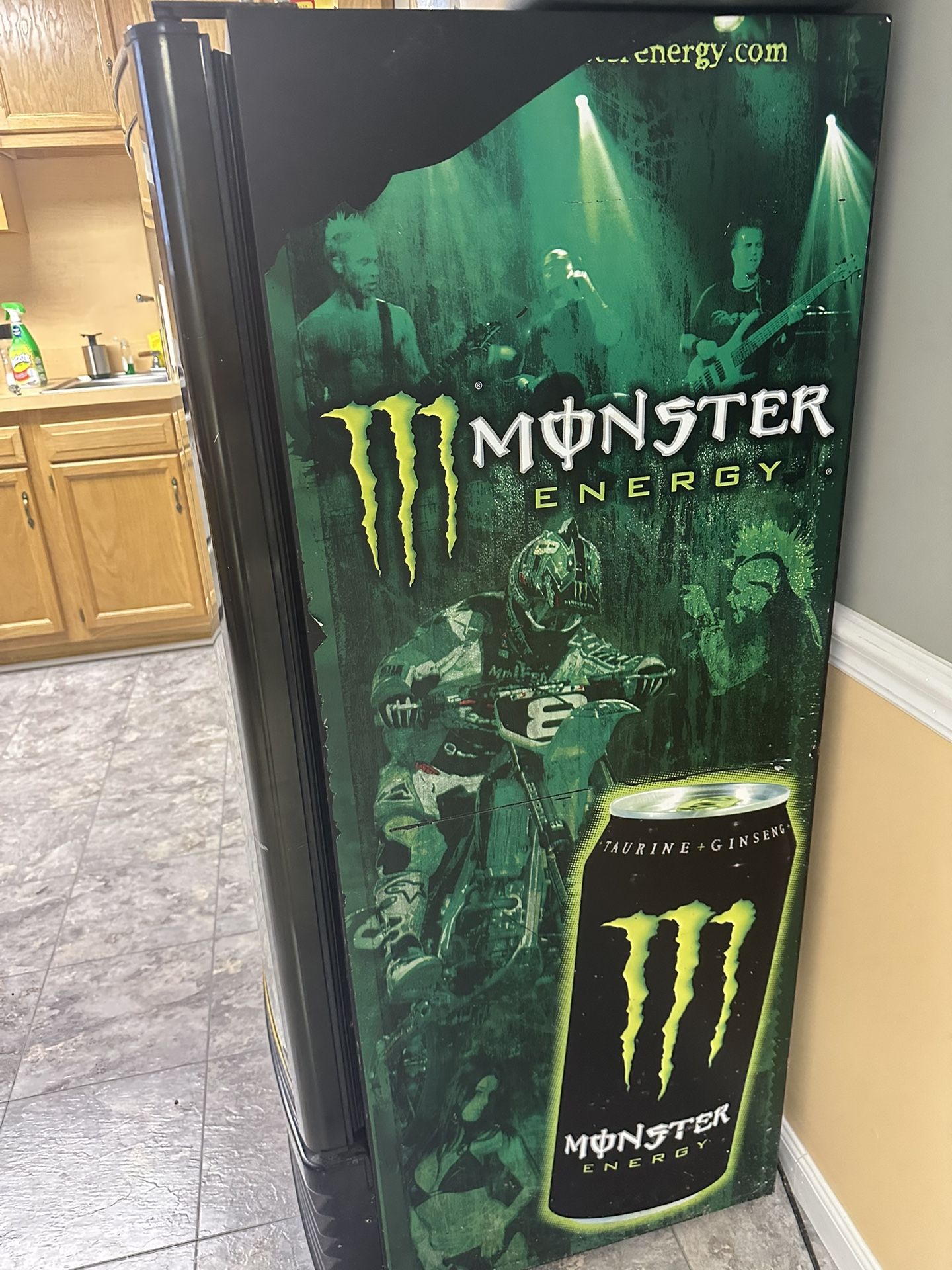 Refrigerator