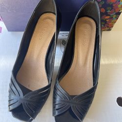 Black Leather Pumps Size 6.5