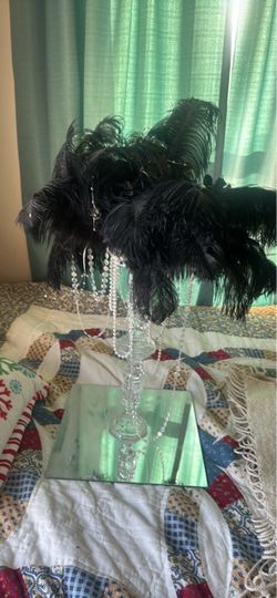 Feathers Center piece and mirror 12”X12” in and 24” inch tall