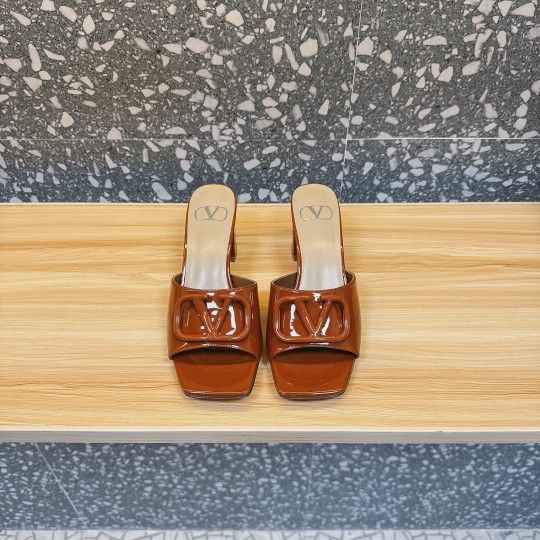 The latest brown heels