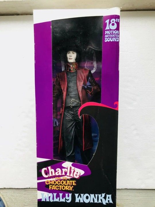 NECA Willy Wonka Charlie The Chocolate Factory 18” Motion Activated Figure Depp