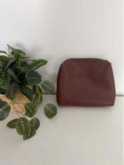 makeup pouch