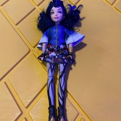 Disney Descendants Signature Isle of The Lost Evie Doll Hasbro 2014