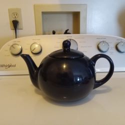 Navy Blue Tea Pot (Dansk)