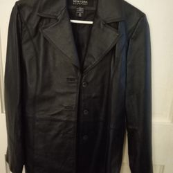 Leather Jacket. Size M womens