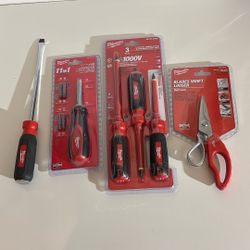 Milwaukee Screwdrivers & Snips