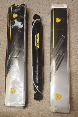 2 Monroe Magnum Rear Shocks Ford F250 / 350