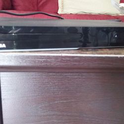 Toshiba Blue Ray With USB, No Remote 