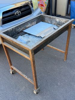 Heavy-Duty Charcoal BBQ Grill Pit on Wheels – 39.5”