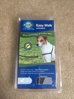Small dog harness $10- porch pick up pingree grove
