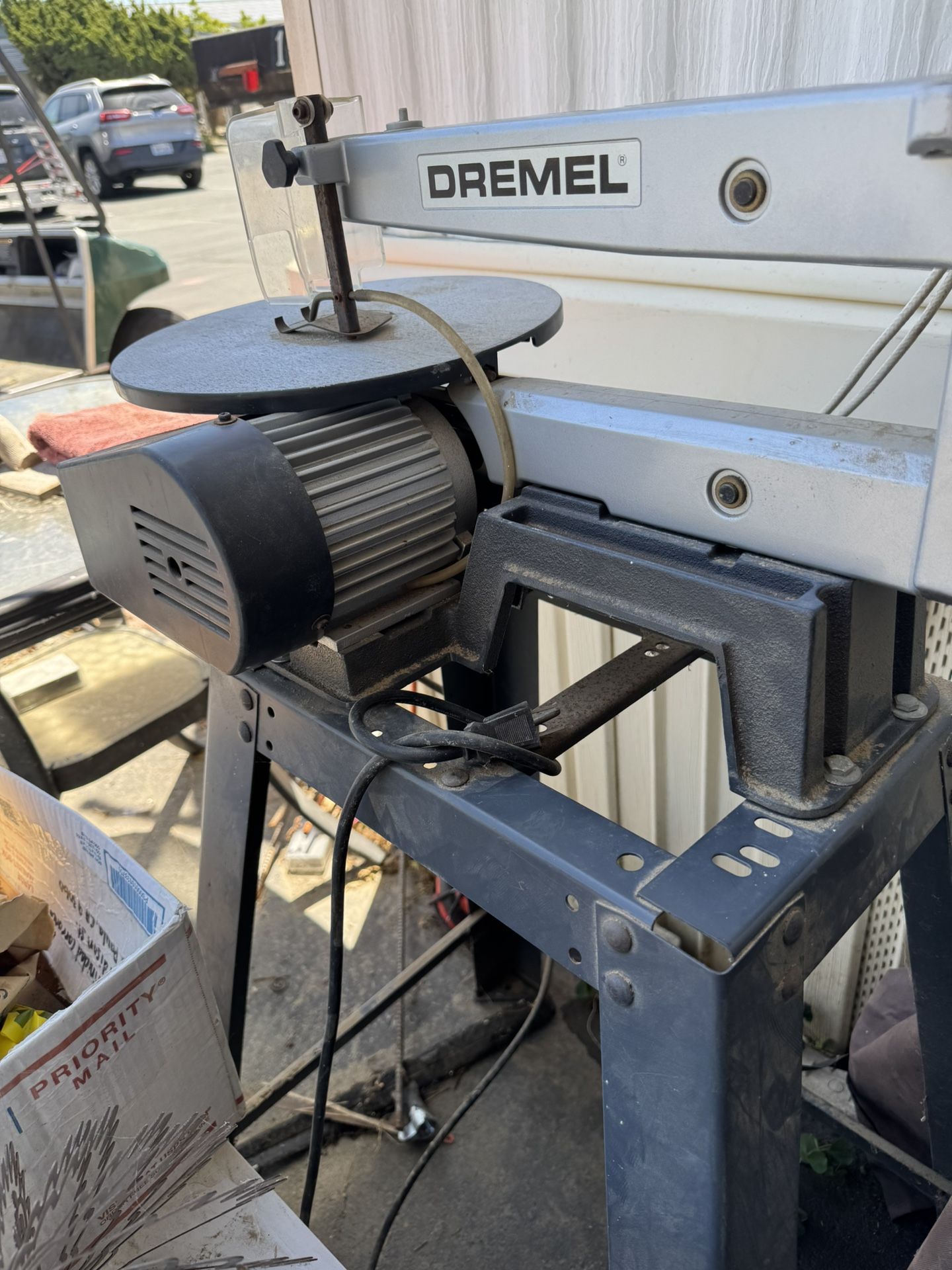 Dremel 16" Scroll Saw 1671 Two Speed Tested Works W/ Stand