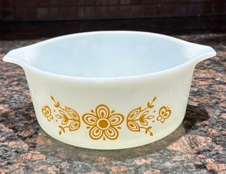 Pyrex Casserole Baking Dish "Butterfly Gold"-white milk glass-1.5 Pint-#(contact info removed)s