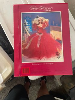 HOLIDAY BARBIE COLLECTIBLE