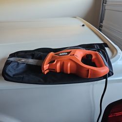 Black & Decker Electric Saw & Bag