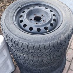 Snow Tires 5x114.3 - 195/65-15 Inch 