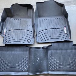 Tech Weather Floor Matt For Mercedes C300