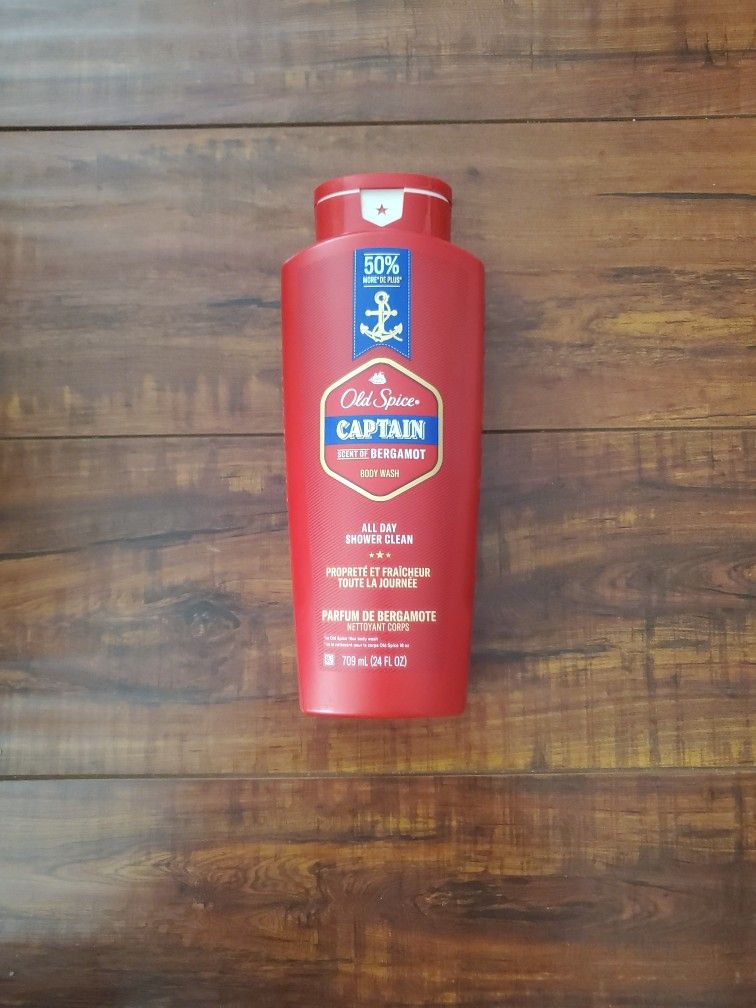 Old Spice CAPTAIN Body Wash: Scent Of Bergamot 24 oz