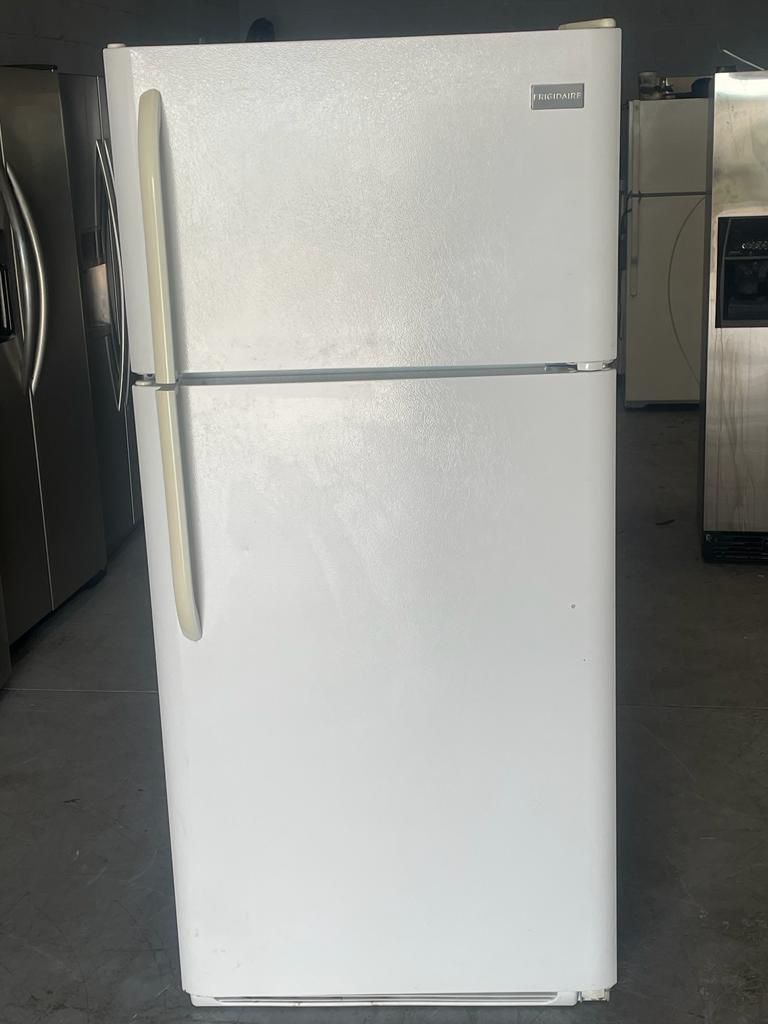 30” White Frigidaire Fridge Refrigerator Nevera Refrigerador Good Condition Delivery Included Warranty 100 Days 