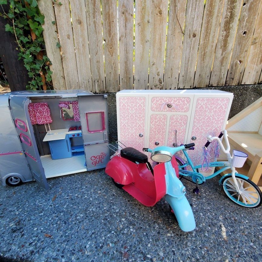American Girl doll/our generation doll compare with bad motorcycle birecycle bike and large closet only $40 for all Toys