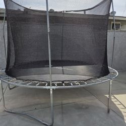 Trampoline 10 Footer