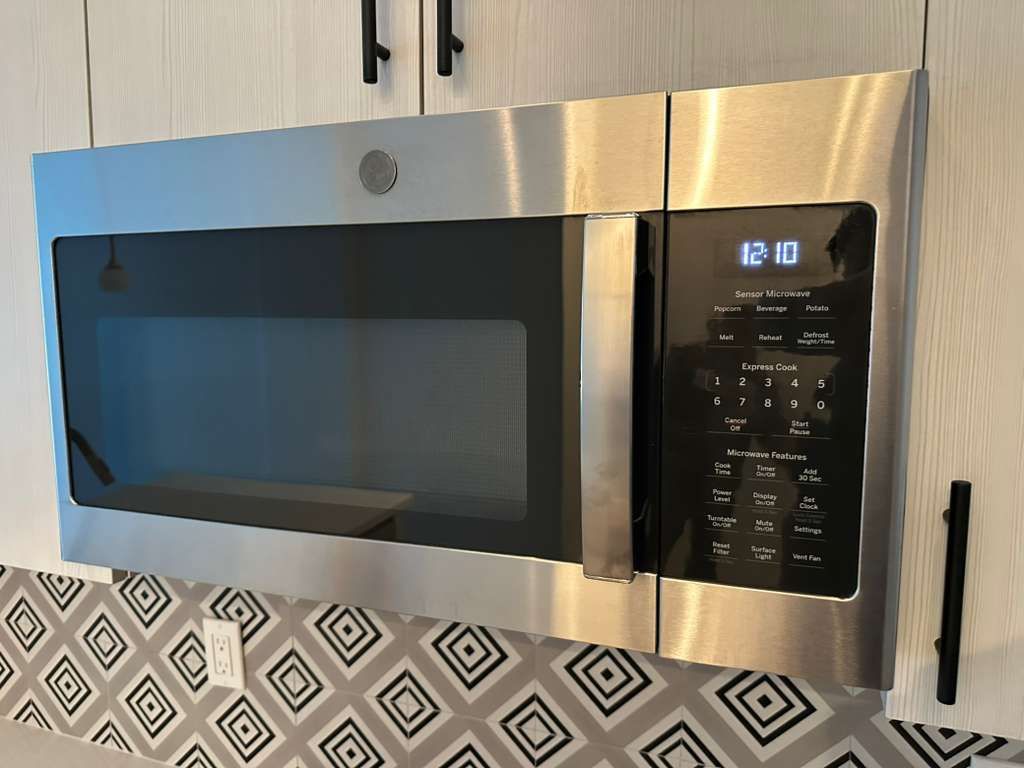 GE MICROWAVE