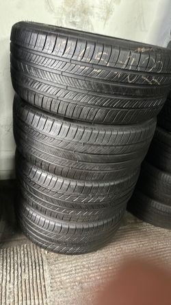 Used tires 265/40/22
