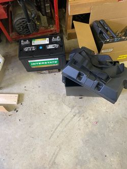 New RV/Marine deep cycle battery and box