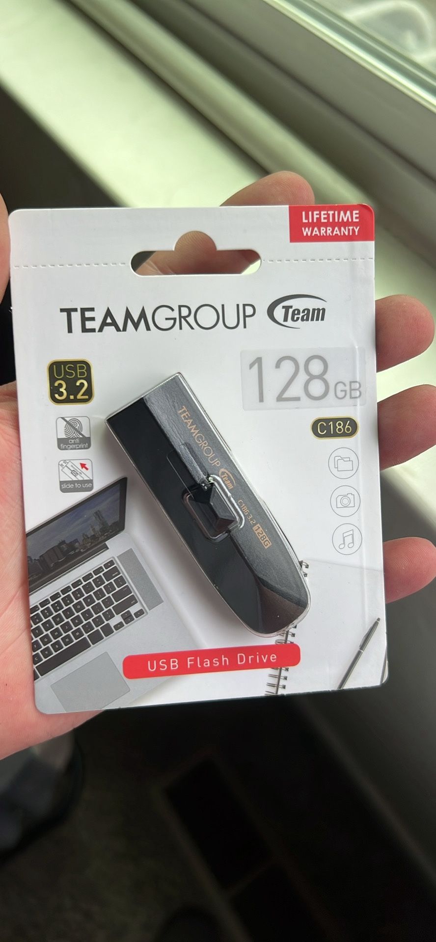 Team Group 128GB flash Drive