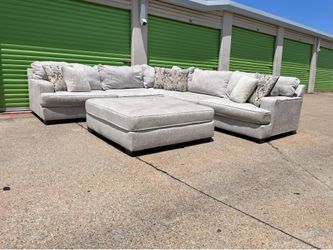 Free Delivery - Light Grey Sectional Set